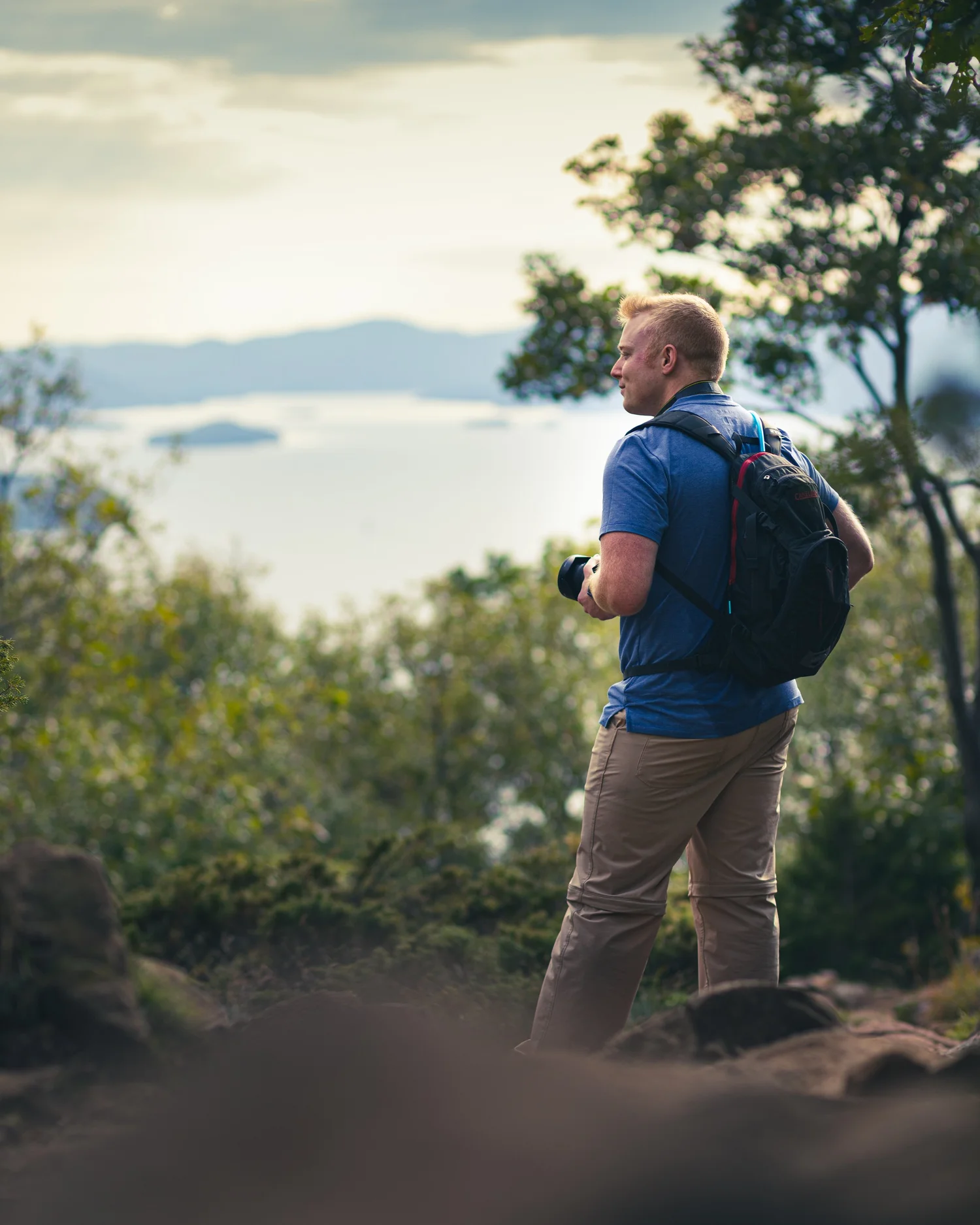 Outdoor portrait on a Saratoga area hill